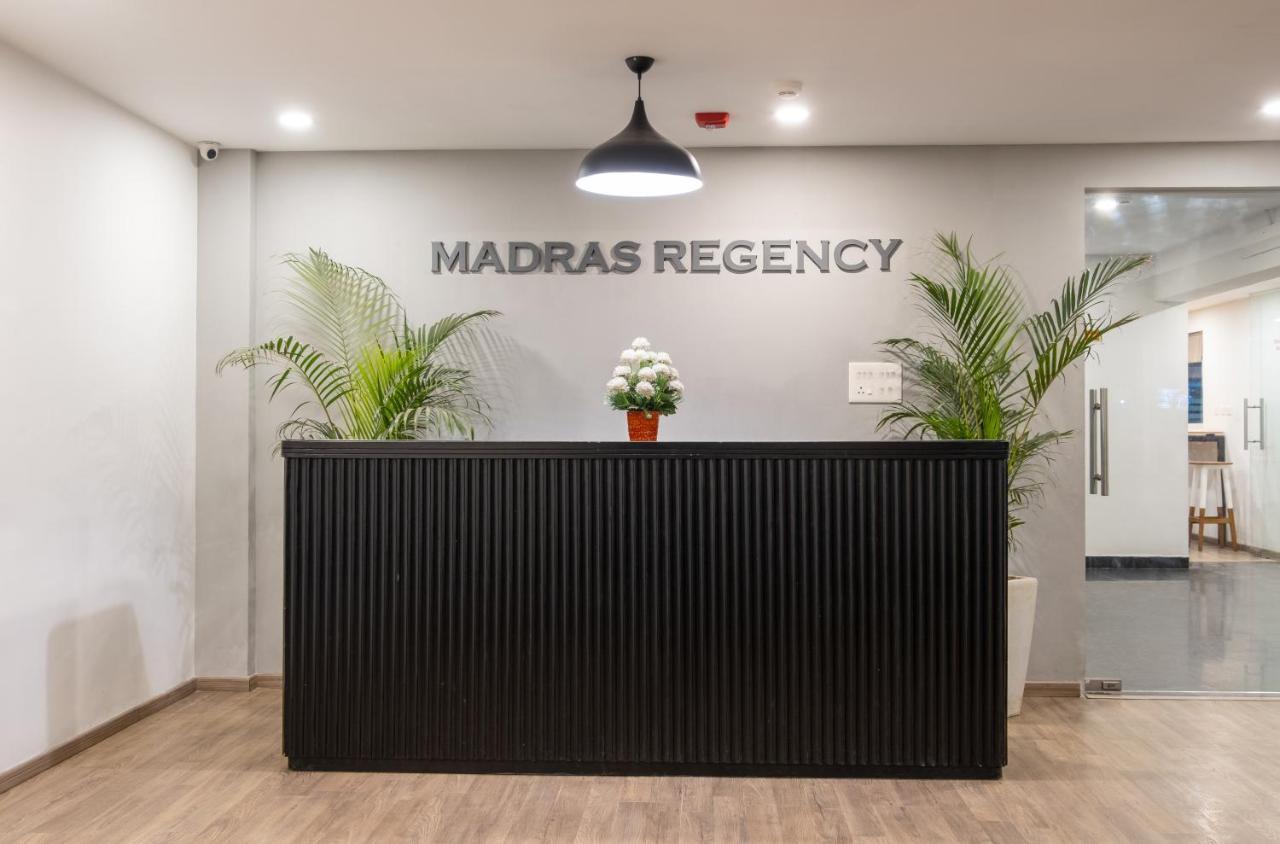 Отель Madras Regency Экстерьер фото